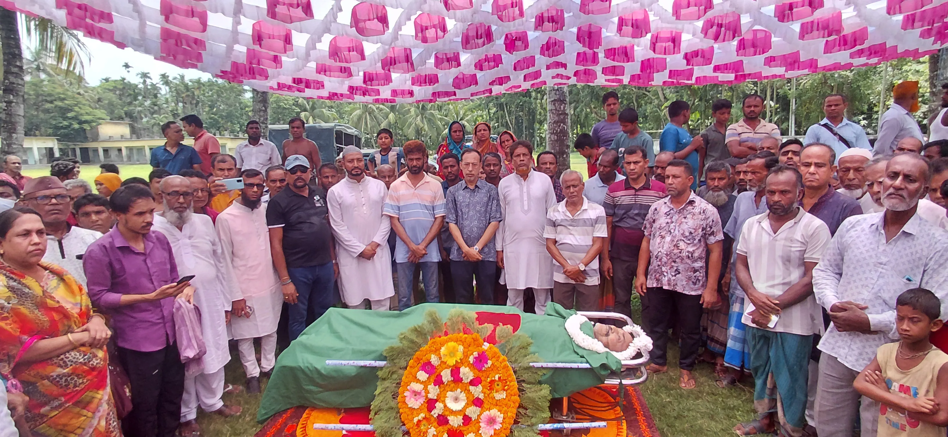 রাষ্ট্রীয় মর্যাদায় সমাহিত হলেন বীর মুক্তিযোদ্ধা প্রতাপ চন্দ্র রায়