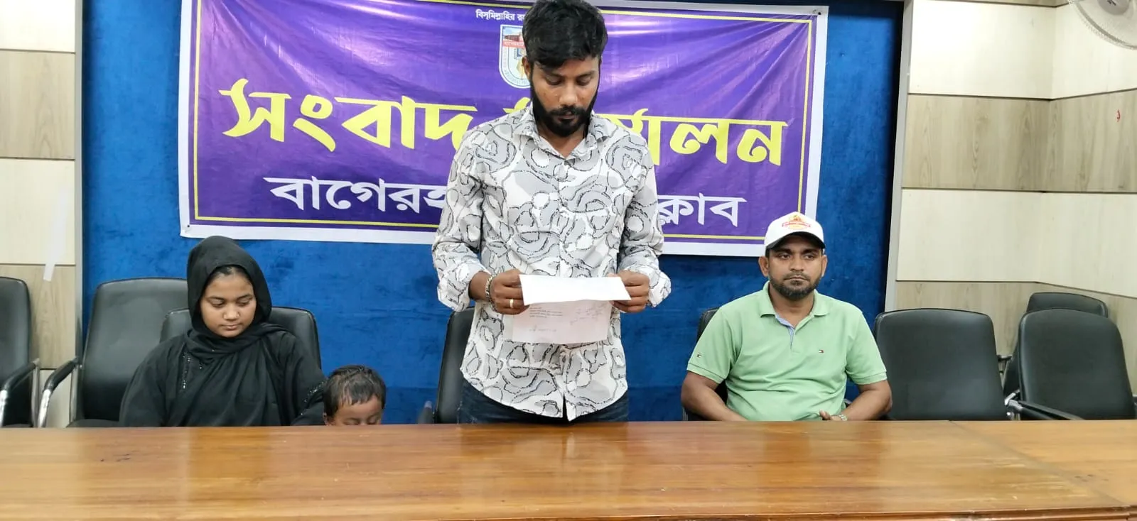 বাগেরহাট সদর হাসপাতালে ভুল চিকিৎসা ও ঘুষ দিয়ে ঘটনা ধামাচাপা দেওয়ার অভিযোগ ‘জুলাই যোদ্ধা’র